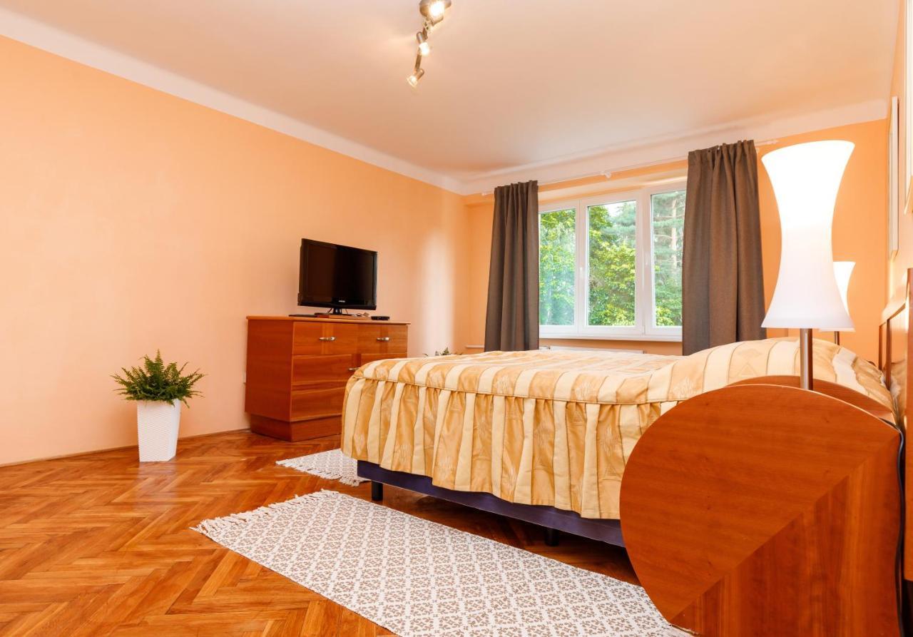 Apartments Tgm 11 Karlovy Vary Esterno foto
