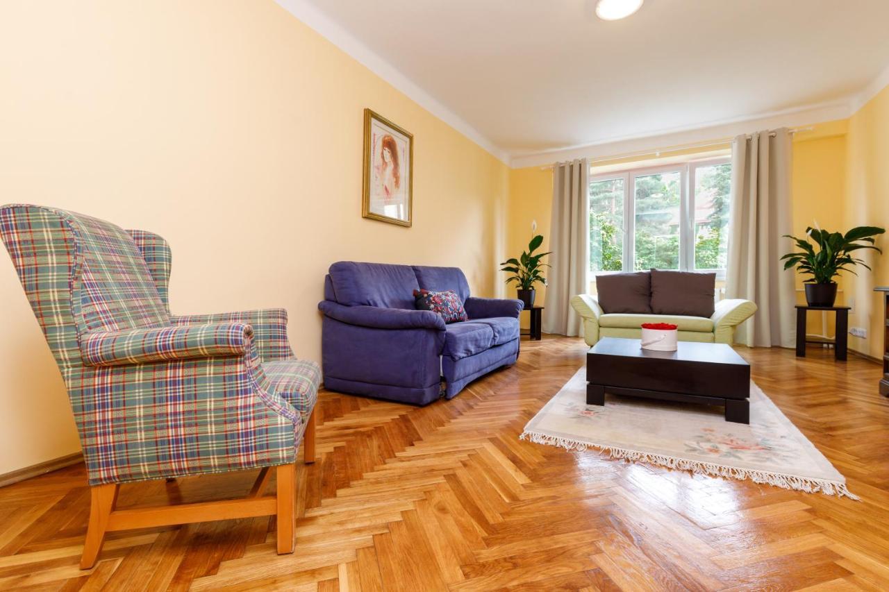 Apartments Tgm 11 Karlovy Vary Esterno foto