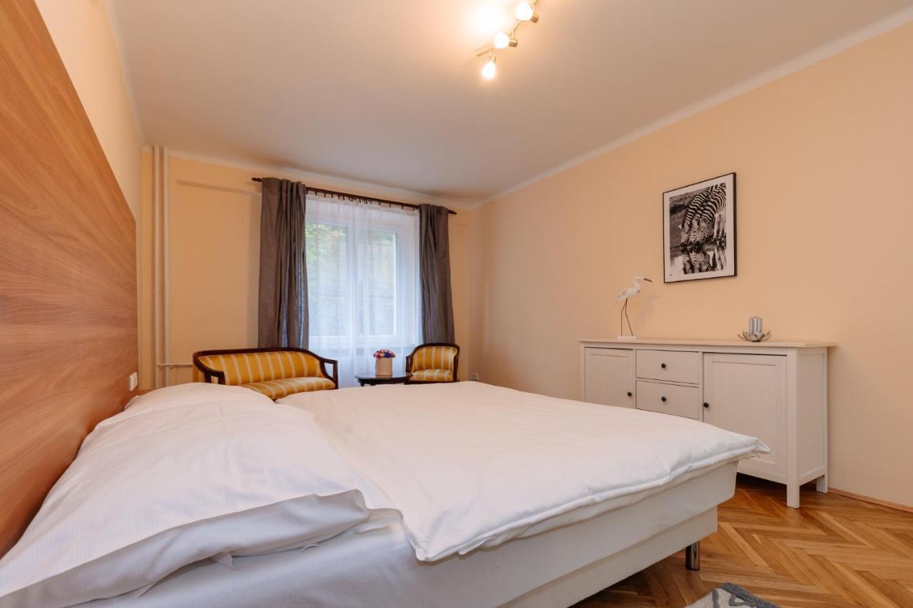 Apartments Tgm 11 Karlovy Vary Esterno foto