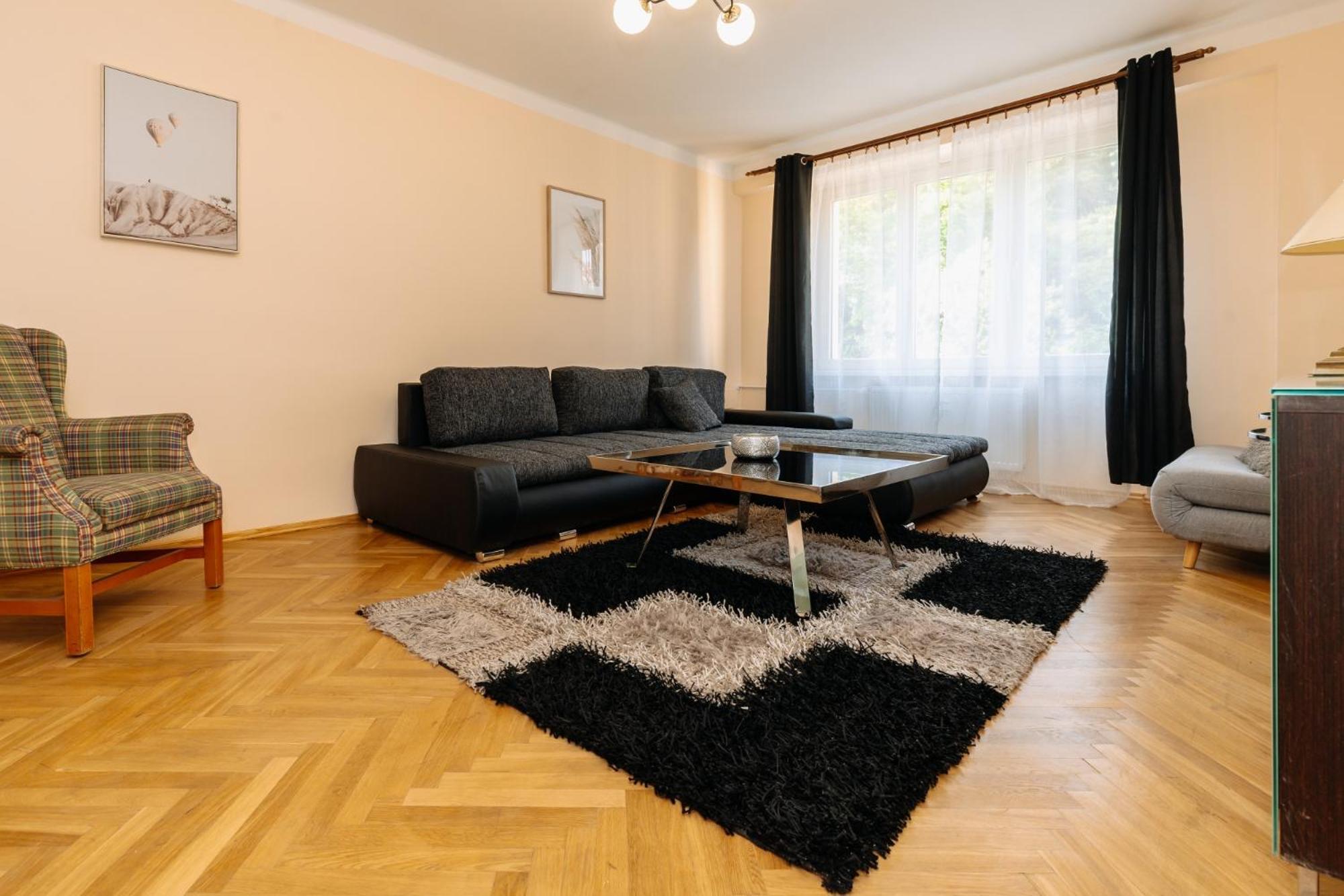 Apartments Tgm 11 Karlovy Vary Esterno foto